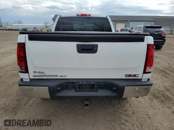 2013 GMC Sierra 1500 SLT with VIN 1GTR2WE79DZ178971, listed as a Copart auction lot 50870175 with 189,202 mi miles and Clean title. Bid and sale history available at DreamBid. Image 6.