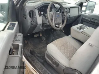 2011 Ford F-250 XL с VIN 1FT7X2B66BED04561, выставлен на аукционе Copart как лот 55486585 с пробегом Не указан миль и На запчасти • Non repairable. История ставок и продаж доступна на DreamBid. Изображение 8.