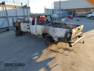 1994 Toyota Pickup DLX z VIN JT4VN13DXR5147115, wystawiony jako IAAI lot #41633548 z przebiegiem Nie podano mil oraz . Historia ofert i sprzedaży dostępna na DreamBid. Obrazek 3.