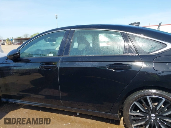 2023 Honda Accord Touring with VIN 1HGCY2F88PA040055, listed as a IAAI auction lot 42092946 with 32,930 mi miles and . Bid and sale history available at DreamBid. Image 14.