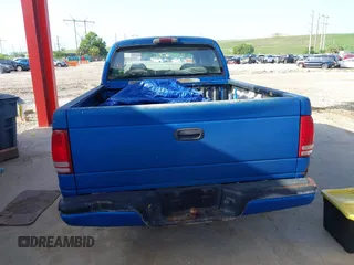 2001 Dodge Dakota Sport с VIN 1B7GL2AX21S113967, выставлен на аукционе IAAI как лот 42446937 с пробегом 235 698 миль миль и . История ставок и продаж доступна на DreamBid. Изображение 16.