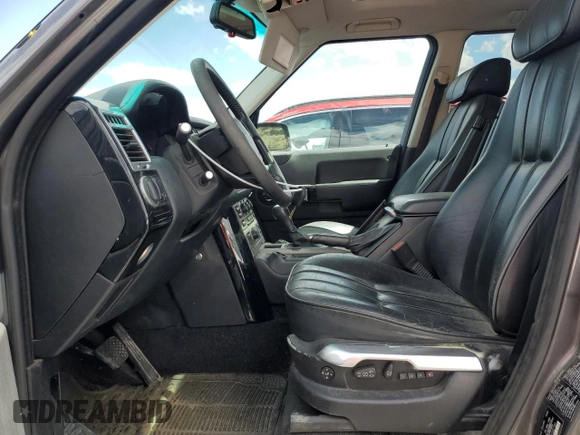 2004 Land Rover Range Rover with VIN SALMH11484A153719, listed as a Copart auction lot 42423575 with 127,933 mi miles and Clean Title. Bid and sale history available at DreamBid. Image 7.