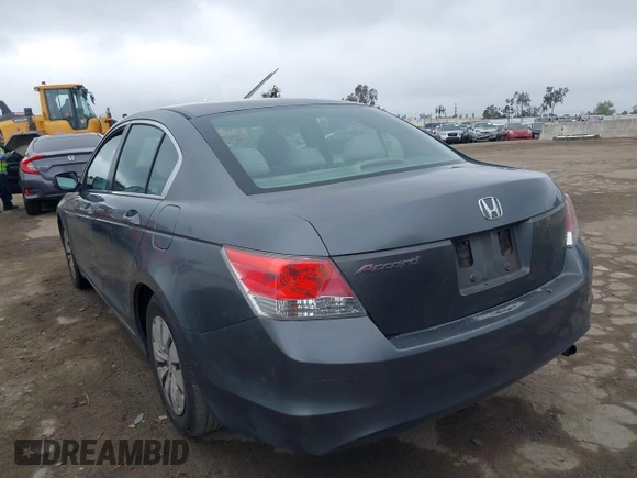 2010 Honda Accord LX z VIN 1HGCP2F30AA102840, wystawiony jako IAAI lot #41922528 z przebiegiem 147 318 mil mil oraz . Historia ofert i sprzedaży dostępna na DreamBid. Obrazek 3.
