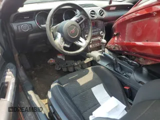 2015 Ford Mustang V6 z VIN 1FATP8EM1F5415543, wystawiony jako Copart lot #59265635 z przebiegiem 217 761 mil mil oraz Szkoda całkowita • Salvage title. Historia ofert i sprzedaży dostępna na DreamBid. Obrazek 8.