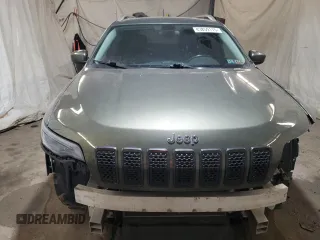 2019 Jeep Cherokee Latitude Plus with VIN 1C4PJMLB2KD181971, listed as a Copart auction lot 43859115 with 221,127 mi miles and Salvage Title. Bid and sale history available at DreamBid. Image 5.