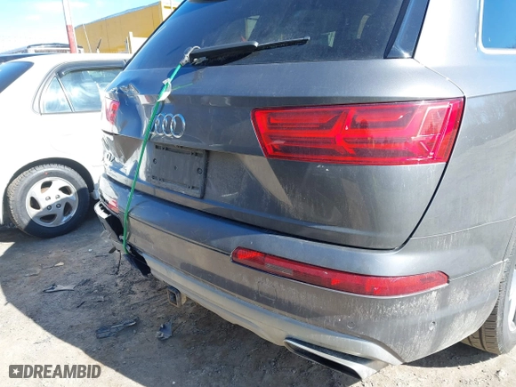 2019 Audi Q7 Prestige with VIN WA1VAAF70KD013429, listed as a IAAI auction lot 41739599 with 73,944 mi miles. Bid and sale history available at carsss.com. Image 18.