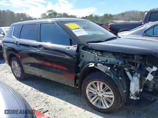 2022 Mitsubishi Outlander ES with VIN JA4J3TA87NZ032331, listed as a IAAI auction lot 41650178 with 55,383 mi miles. Bid and sale history available at carsss.com. Image 13.