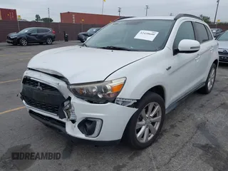 2015 Mitsubishi Outlander GT z VIN 4A4AP4AWXFE046790, wystawiony jako IAAI lot #42420600 z przebiegiem 59 096 mil mil oraz . Historia ofert i sprzedaży dostępna na DreamBid. Obrazek 2.