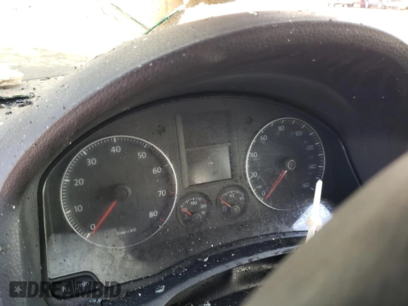 2008 Volkswagen Rabbit S с VIN WVWDB71KX8W132020, выставлен на аукционе Copart как лот 75615374 с пробегом Не указан миль и Чистый • Clean title. История ставок и продаж доступна на DreamBid. Изображение 9.