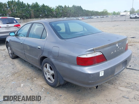 2002 Acura TL with VIN 19UUA56612A054381, listed as a IAAI auction lot 42176864 with 147,175 mi miles. Bid and sale history available at carsss.com. Image 3.