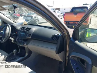 2009 Toyota RAV4 with VIN JTMZF33V29D012929, listed as a IAAI auction lot 41807805 with 87,384 mi miles. Bid and sale history available at carsss.com. Image 5.