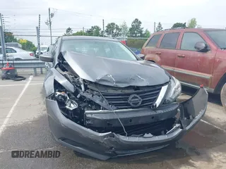 2018 Nissan Altima SV with VIN 1N4AL3AP0JC474318, listed as a IAAI auction lot 42006280 with 55,654 mi miles and . Bid and sale history available at carsss.com. Image 6.