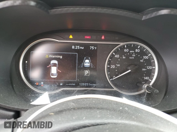 2020 Nissan Versa SR z VIN 3N1CN8FV7LL842327, wystawiony jako Copart lot #56520295 z przebiegiem 139 351 mil mil oraz Szkoda całkowita • Salvage title. Historia ofert i sprzedaży dostępna na DreamBid. Obrazek 9.