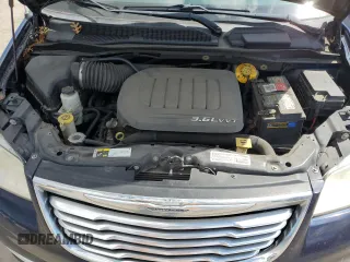 2014 Chrysler Town & Country Touring with VIN 2C4RC1BG8ER383701, listed as a Copart auction lot 70959814 with 157,180 mi miles and Salvage Title. Bid and sale history available at DreamBid. Image 12.