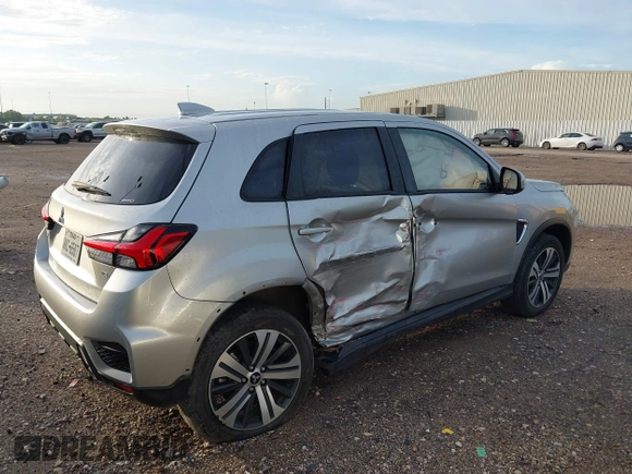 2024 Mitsubishi Outlander S z VIN JA4ARUAU8RU015154, wystawiony jako IAAI lot #42506748 z przebiegiem 18 231 mil mil oraz . Historia ofert i sprzedaży dostępna na DreamBid. Obrazek 13.