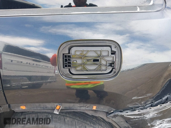 2014 Jeep Grand Cherokee Overland with VIN 1C4RJFCT8EC106005, listed as a IAAI auction lot 41989721 with 148,469 mi miles and . Bid and sale history available at DreamBid. Image 21.