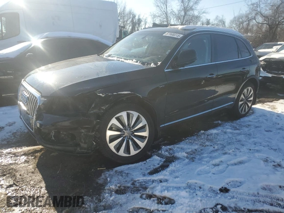 2016 Audi SQ5 Premium Plus with VIN WA1CGAFP8GA014181, listed as a Copart auction lot 87998015 with 117,236 mi miles and Salvage Title. Bid and sale history available at carsss.com. Image 1.