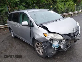 2013 Toyota Sienna LE AAS with VIN 5TDKK3DC1DS400564, listed as a IAAI auction lot 42354361 with 158,272 mi miles and . Bid and sale history available at DreamBid. Image 1.