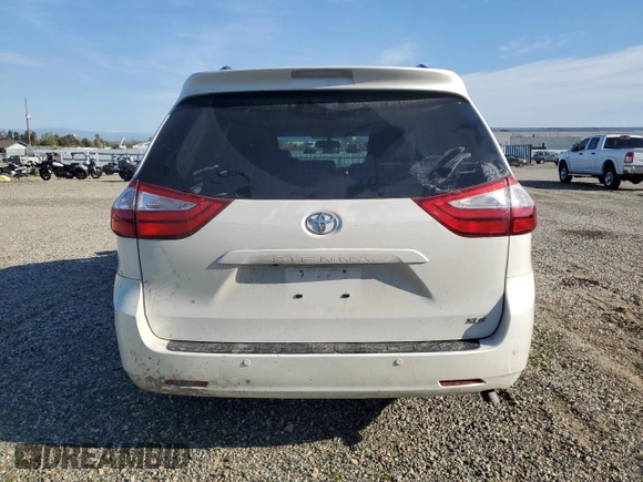 2017 Toyota Sienna XLE Auto Access Seat with VIN 5TDYZ3DC2HS791896, listed as a Copart auction lot 49890665 with 68,027 mi miles and Salvage Title. Bid and sale history available at carsss.com. Image 6.