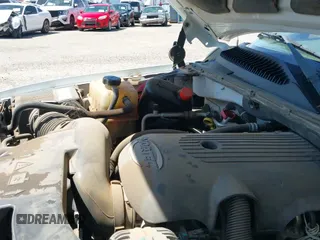 2006 Chevrolet Suburban LS 1WT с VIN 1GNEC16Z86J168679, выставлен на аукционе IAAI как лот 42008170 с пробегом 252 444 миль миль и . История ставок и продаж доступна на DreamBid. Изображение 12.