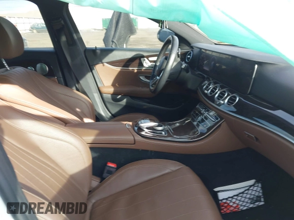 2020 Mercedes-Benz E 350 with VIN WDDZF8DB7LA752766, listed as a IAAI auction lot 41752422 with 48,225 mi miles and . Bid and sale history available at DreamBid. Image 5.