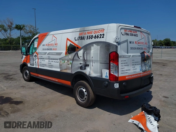 2024 Ford Transit Cargo с VIN 1FTBR1Y80RKB59990, выставлен на аукционе IAAI как лот 42241182 с пробегом 13 385 миль миль и . История ставок и продаж доступна на DreamBid. Изображение 3.