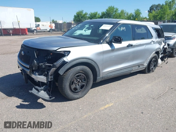 2022 Ford Police Interceptor z VIN 1FM5K8AC1NGA54845, wystawiony jako IAAI lot #42652519 z przebiegiem 17 893 mil mil oraz . Historia ofert i sprzedaży dostępna na DreamBid. Obrazek 18.