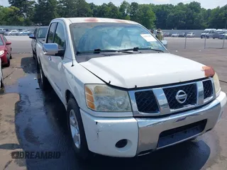 2005 Nissan Titan SE с VIN 1N6BA07A35N554676, выставлен на аукционе IAAI как лот 42593107 с пробегом 200 541 миль миль и . История ставок и продаж доступна на DreamBid. Изображение 1.