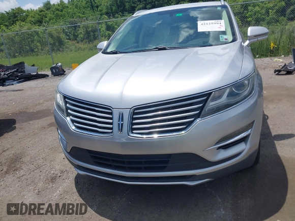 2015 Lincoln MKC z VIN 5LMCJ1A93FUJ25890, wystawiony jako IAAI lot #42125994 z przebiegiem 102 233 mil mil oraz . Historia ofert i sprzedaży dostępna na DreamBid. Obrazek 12.