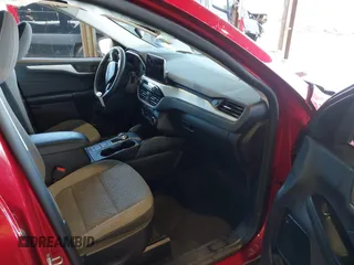 2022 Ford Escape SE с VIN 1FMCU9G64NUA01499, выставлен на аукционе IAAI как лот 41968465 с пробегом 15 754 миль миль и . История ставок и продаж доступна на DreamBid. Изображение 5.