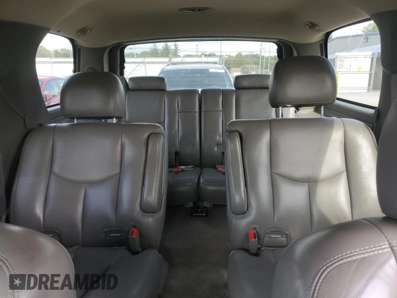 2005 Chevrolet Tahoe Z71 with VIN 1GNEK13T65R199268, listed as a Copart auction lot 76206884 with 302,824 mi miles and Clean Title. Bid and sale history available at carsss.com. Image 10.