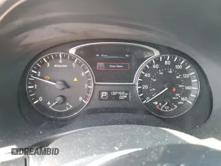 2013 Nissan Pathfinder SL with VIN 5N1AR2MN6DC652259, listed as a Copart auction lot 52046085 with 132,450 mi miles and Clean Title. Bid and sale history available at DreamBid. Image 9.