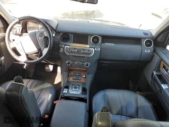 2016 Land Rover LR4 HSE z VIN SALAG2V61GA804202, wystawiony jako Copart lot #56557545 z przebiegiem 108 405 mil mil oraz Szkoda całkowita • Salvage title. Historia ofert i sprzedaży dostępna na DreamBid. Obrazek 8.