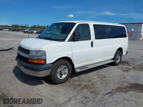 2014 Chevrolet Express Passenger 1LT with VIN 1GAZGYFG8E1130432, listed as a IAAI auction lot 42487756 with 176,418 mi miles and . Bid and sale history available at DreamBid. Image 17.