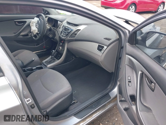 2016 Hyundai Elantra SE z VIN 5NPDH4AE1GH715927, wystawiony jako IAAI lot #42302693 z przebiegiem 143 065 mil mil oraz . Historia ofert i sprzedaży dostępna na DreamBid. Obrazek 5.