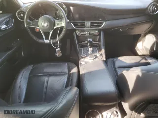2018 Alfa Romeo Giulia with VIN ZARFAEBN2J7577821, listed as a Copart auction lot 89363685 with 0 mi miles and Non Repairable. Bid and sale history available at carsss.com. Image 8.