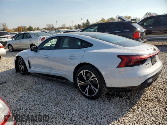 2024 Audi e-tron GT Premium Plus z VIN WAUCJBFW3R7004062, wystawiony jako Copart lot #77770684 z przebiegiem 3092 mil mil oraz Szkody całkowita. Historia ofert i sprzedaży dostępna na DreamBid. Obrazek 2.