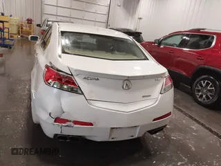 2010 Acura TL Technology z VIN 19UUA9F52AA002593, wystawiony jako IAAI lot #42033029 z przebiegiem 180 706 mil mil oraz . Historia ofert i sprzedaży dostępna na DreamBid. Obrazek 17.