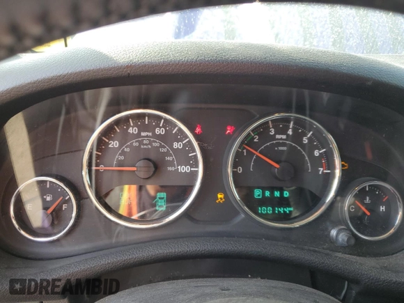 2018 Jeep Wrangler JK Unlimited Sahara with VIN 1C4HJWEG1JL901290, listed as a Copart auction lot 74795864 with 100,144 mi miles and Salvage Title. Bid and sale history available at carsss.com. Image 9.