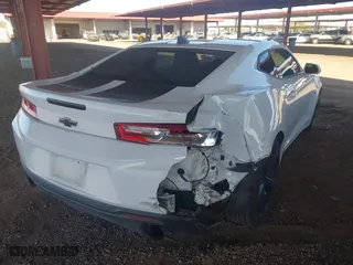 2018 Chevrolet Camaro 1LT with VIN 1G1FB1RX3J0108231, listed as a IAAI auction lot 41828367 with 91,942 mi miles. Bid and sale history available at carsss.com. Image 4.