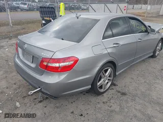 2013 Mercedes-Benz E-Class E 350 Luxury with VIN WDDHF8JB9DA687291, listed as a IAAI auction lot 41222890 with 193,074 mi miles. Bid and sale history available at carsss.com. Image 4.