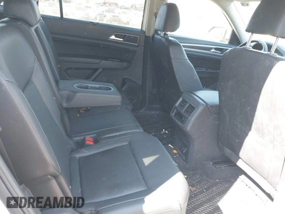 2018 Volkswagen Atlas SE with VIN 1V2LR2CA3JC577302, listed as a IAAI auction lot 41733691 with 66,185 mi miles and . Bid and sale history available at DreamBid. Image 8.