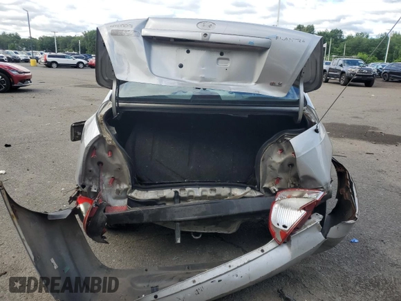 2001 Hyundai Elantra GLS with VIN KMHDN45D01U241519, listed as a Copart auction lot 61551095 with 201,343 mi miles and Salvage title. Bid and sale history available at DreamBid. Image 6.