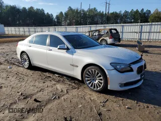 2010 BMW 7 Series 750Li xDrive z VIN WBAKC8C51AC430722, wystawiony jako Copart lot #85782774 z przebiegiem 127 361 mil mil oraz Szkoda całkowita • Salvage title. Historia ofert i sprzedaży dostępna na DreamBid. Obrazek 4.