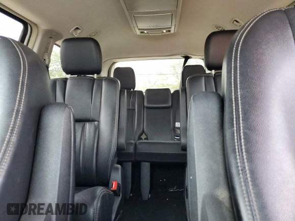 2014 Chrysler Town & Country Touring z VIN 2C4RC1BG0ER404444, wystawiony jako Copart lot #60194645 z przebiegiem 136 826 mil mil oraz Szkoda całkowita • Salvage title. Historia ofert i sprzedaży dostępna na DreamBid. Obrazek 10.