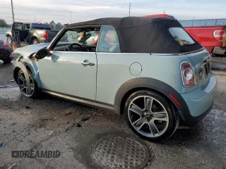 2012 MINI Convertible z VIN WMWZN3C59CT135351, wystawiony jako Copart lot #86711044 z przebiegiem 93 515 mil mil oraz Nie do naprawy • Non repairable. Historia ofert i sprzedaży dostępna na DreamBid. Obrazek 2.