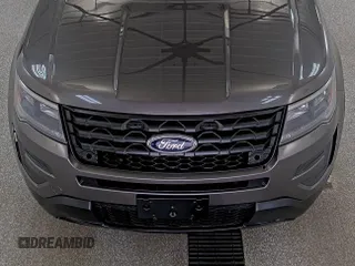 2017 Ford Police Interceptor Utility с VIN 1FM5K8AR7HGC26854, выставлен на аукционе IAAI как лот 42791619 с пробегом 105 935 миль миль и . История ставок и продаж доступна на DreamBid. Изображение 24.