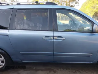 2007 Kia Sedona EX with VIN KNDMB233376173452, listed as a IAAI auction lot 41994451 with 201,849 mi miles. Bid and sale history available at carsss.com. Image 13.