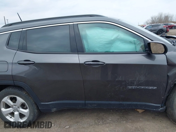 2018 Jeep Compass Latitude with VIN 3C4NJDBB8JT307154, listed as a IAAI auction lot 42056744 with 94,454 mi miles and . Bid and sale history available at DreamBid. Image 12.