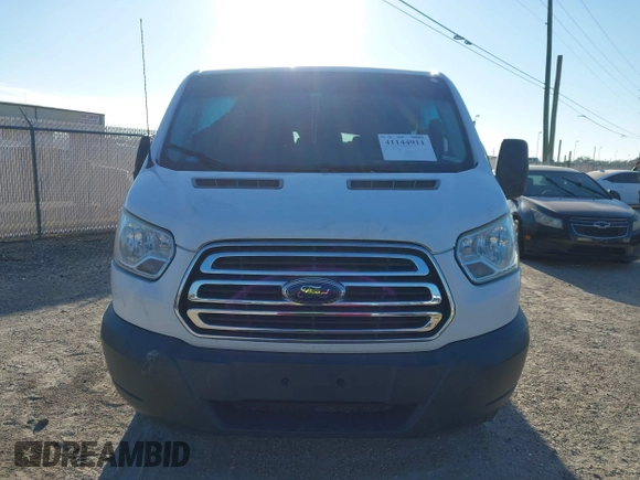 2017 Ford Transit XL z VIN 1FBZX2ZM5HKA20740, wystawiony jako IAAI lot #41144911 z przebiegiem 201 936 mil mil oraz . Historia ofert i sprzedaży dostępna na DreamBid. Obrazek 12.